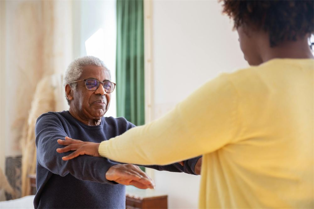 Best Physiotherapy Exercises for Seniors to Improve Balance and Prevent Falls