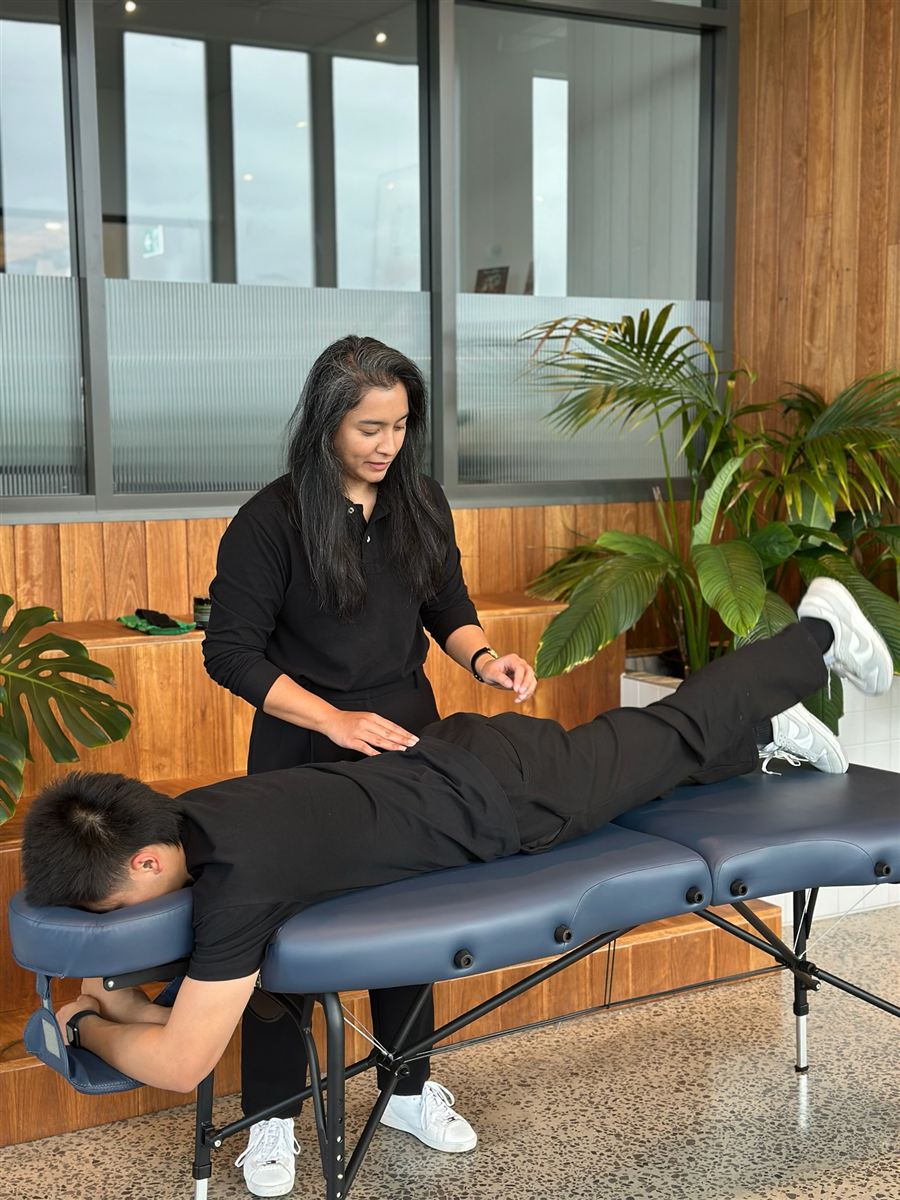 Khy Physio mobile physiotherapy in action — photo 59