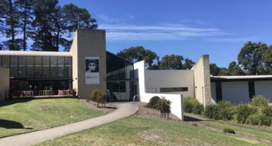 Wheelers Hill Library Melbourne