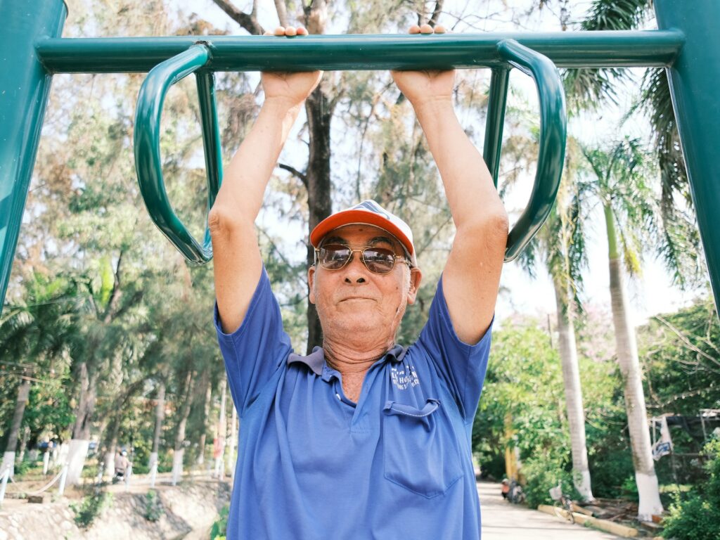 Sarcopenia exercise: how to rebuild muscle as you age